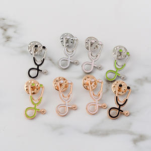 دبابيس بروش على شكل سماعة طبيب سوداء للصدر، هدية للأطباء والممرضين وطلاب الطب ودبابيس التخرج - Product Image 5