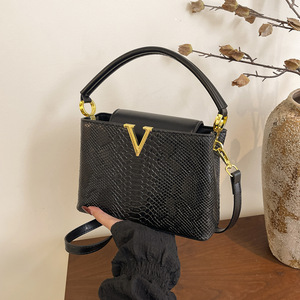 Sacs <span class=keywords><strong>à</strong></span> <span class=keywords><strong>main</strong></span> de créateur pour femmes, sacs <span class=keywords><strong>à</strong></span> bandoulière de luxe avec poignée supérieure, sacs personnalisés avec logo d'usine - Product Image 4