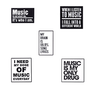 Badges en métal émaillé personnalisés en gros, <span class=keywords><strong>épingles</strong></span> musicales artisanales avec impression sérigraphiée pour sacs, chapeaux, vêtements, avec logo personnalisé - Product Image 1