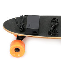 Skateboard électrique pour jeunes, télécommande sans fil, 4 roues, érable, E-skateboard pour adultes et enfants