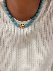 Collier vintage en résine colorée plaqué or 18 carats pour femme, bijou géométrique épais couleur bonbon, idéal pour l'été, cadeau tendance - Product Image 1