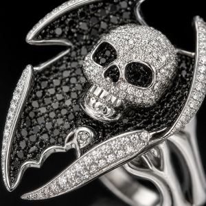 Anello Gotico con Teschio Nero, Anello da Uomo Stile Punk Audace, Gioiello per Ogni Giorno - Product Image 4