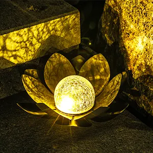 Personalizzato blu petalo solare Crackle di vetro in metallo loto fiore tavolo da giardino all'aperto decorazione impermeabile prato pozzetto luci stagno