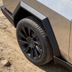 Nouvelle jante en alliage coulé monobloc de 19 à <span class=keywords><strong>20</strong></span> <span class=keywords><strong>pouces</strong></span>, ET45 5x114.3, noir mat, compatible avec <span class=keywords><strong>Tesla</strong></span> <span class=keywords><strong>Model</strong></span> <span class=keywords><strong>Y</strong></span>, style OEM, remplacement - Product Image 3