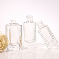 Diffuseur de parfum de luxe en verre transparent, bouteille carrée à bords arrondis, avec bouchon à vis, sans flamme, pour aromathérapie d'intérieur faite maison