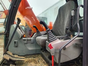 Mini-excavatrice sur chenilles d'occasion Doosan DX75 modèle 2020, 7,4 tonnes, haute puissance, moteur hydraulique 65 kW, boîte de vitesses, pompe à engrenages - Product Image 6