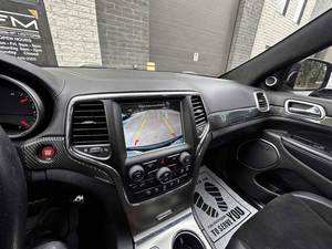 <span class=keywords><strong>Jeep</strong></span> Grand Cherokee SRT SUV USADO - Product Image 6