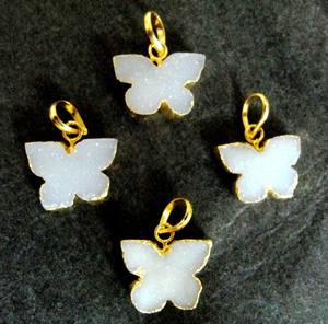 Belle main sculptée naturelle Druzy papillon forme pendentif breloque 24 Kt or électro plaqué blanc Drusy connecteurs de pierres précieuses - Product Image 1