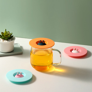Couvre-tasses universels ronds anti-fuite, design créatif avec oreilles de chat, en silicone de qualité alimentaire pour tasses en céramique, en verre, tasses à thé et tasses à eau - Product Image 4
