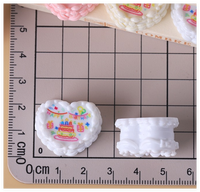 3D gâteau d'anniversaire miniature résine alimentaire sucre sucette canne à sucre charme décoration de noël sculpture pour pince à cheveux chaussure phonecase
