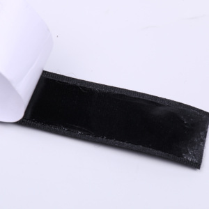 Points de ruban adhésif auto-agrippant noir et blanc de 25 mm avec colle au dos - Product Image 1