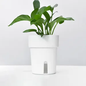 Farm house Garden Decor wholesales self watering plastic flower pot indoor home pot planter