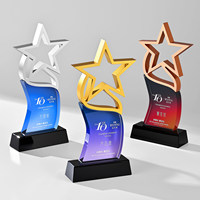 Trophée personnalisé en métal avec logo, nouveau modèle 2026, en forme de pentagramme et de cristal, pour récompenses de réunions annuelles et commémoration des employés exceptionnels