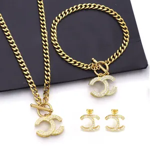 Di alta qualità 18K in oro 316 in acciaio inossidabile lettera di diamanti collana di lusso Designer gioielli di marca di gioielli set di gioielli per le donne