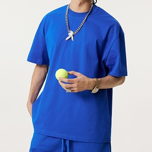 Camiseta Unisex Premium Personalizada de 305 g/m², 100% Algodón Peinado, Hombros Caídos, Estilo Urbano, para Hombre - Product Image 3