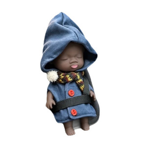 Muñeca de Plástico Unisex Natasha Negra de 15-30cm con Ropa, Juguete Antiestrés, Regalo Divertido para la Ansiedad - Product Image 5