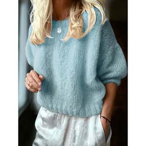 เสื้อสเวตเตอร์แขนทรงปีกค้างคาวสีเทาอมชมพูอ่อนสำหรับผู้หญิง - Product Image 2
