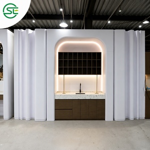 Muebles de Lujo para Salón de Belleza, Exhibidores de Pelucas Personalizados, Fabricación de Estantes de Exhibición de Alta Gama para Tiendas de Belleza - Product Image 2