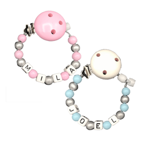 Catena per ciuccio con nome Perle di legno argentate (Bambino / Bambina) - Product Image 1