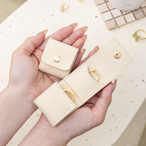 Custom Portable Jewelry Packaging Bag Velvet Travel Mini Ring Earring Storage Pouch Snap Button Jewelry Organizer Bag for Gift - Product Image 4