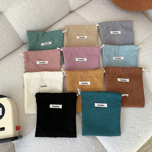 Sacs cosmétiques en velours côtelé avec cordon de serrage, logo personnalisé, petit format, emballage cadeau, mini pochette en velours côtelé pour le rangement du rouge à lèvres, des bonbons, organisateur - Product Image 3