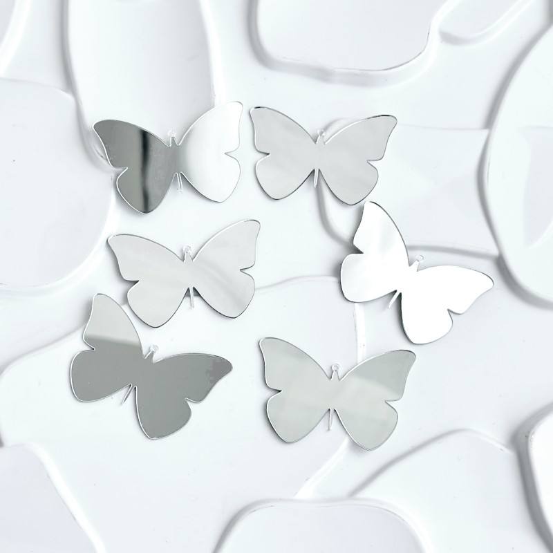 6 butterfly in silver (about 6CM wide)