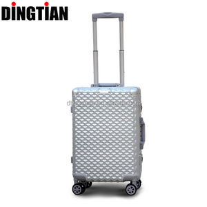 ชุดกระเป๋าเดินทางขนาดใหญ่ออกแบบโลโก้ได้ตามต้องการชุดกระเป๋าถือขึ้นเครื่องทำจากอลูมิเนียม ABS + PC สุดหรูสำหรับ20 "24" 28" - Product Image 4