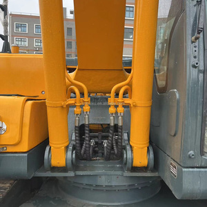 Excavadora de cadenas Hyundai220LC-9S de 22 toneladas, eficiente en consumo de combustible, potente, certificada por CE y EPA, 1 año de garantía, equipo de construcción - Product Image 5