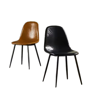 Chaises de salle à manger en cuir PU avec pieds en métal noir, style italien moderne, prix compétitif, pour la maison, le bar et l'appartement - Product Image 1