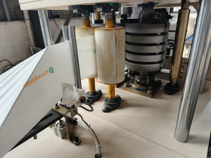 300mm Beste Aanbieding Automatische Papieren Servetten Productiemachine voor Kleine Papieren Servetten Bedrijven - Product Image 6
