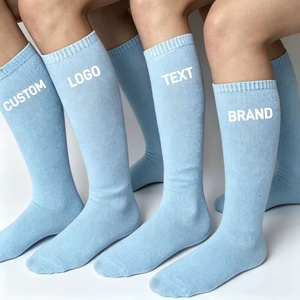 Chaussettes d'équitation montantes personnalisées en lurex or et argent, avec logo tricoté, pour jeunes cavaliers, OEM/ODM - Product Image 3