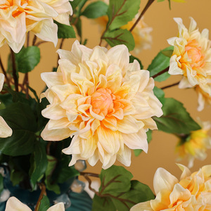 Dalias Artificiales Ruilisi, Flor de Seda de 30cm-100cm, Decoración para Bodas y Hogar - Product Image 4