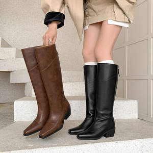 Botines de tacón grueso, modernos, versátiles y elegantes, de media caña, para otoño e invierno. - Product Image 4