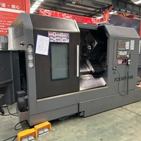 Tour CNC TCK50AY de haute précision avec capacité d'axe Y pour le fraisage de l'acier inoxydable et le perçage latéral sur les connecteurs en laiton