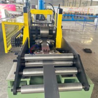 Ligne de production de systèmes de cloisons et de plafonds en plaques de plâtre à commande PLC automatique haute vitesse, machine de profilage à froid pour profilés légers en U