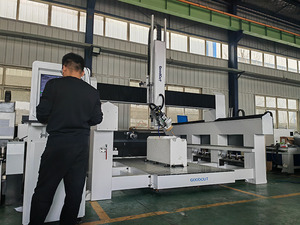 GC-1325/1530 mousse de polystyrène 4 axes bois cnc machine avec tête pivotante - Product Image 3