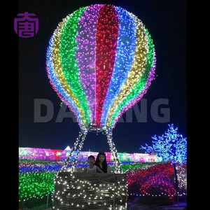 Décoration de Noël personnalisée avec ballons à air chaud LED pour événements festifs - Product Image 3