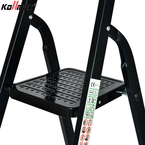 Échelle pliante en <span class=keywords><strong>aluminium</strong></span> KOLLMAX à 5 marches avec main courante de sécurité, échelle domestique légère antidérapante pour la cuisine et l'intérieur - Product Image 4