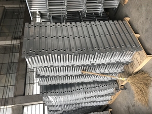 Design personalizzato buon prezzo facile montaggio scaletta multiuso semilavorato profilo laterale in alluminio - Product Image 2