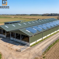 Structure en acier spéciale pour hangar agricole, abri pour bovins, moutons, porcs, robuste, durable, ultra performante en termes de coût