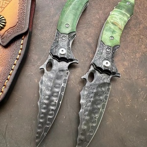 Couteau tactique personnalisable Green Demon, acier inoxydable de haute qualité, lame fixe, étui industriel, design en bois stable. - Product Image 4