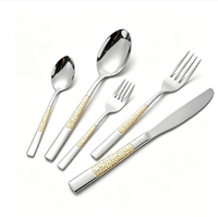 Ensemble de couverts de mariage de luxe en acier inoxydable doré OEM, cinq pièces, finition miroir, passe au lave-vaisselle, couteau, fourchette, cuillère, fourchette à thé