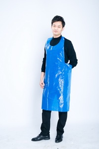Tablier PE jetable transparent pour l'emballage alimentaire et les services de nettoyage - Product Image 6