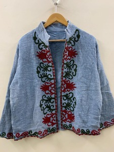 Chaqueta bordada Suzani hecha a mano, chaqueta bordada Suzani hecha a mano, ropa de invierno, chaqueta para mujer, abrigo Floral hecho a mano - Product Image 3