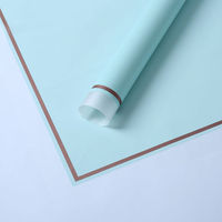 Papier d'emballage pour fleurs OEM, papier d'emballage floral imperméable, papier d'emballage à bord doré pour les fleuristes, emballage cadeau