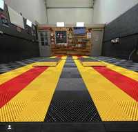 SUEZ Revêtement de sol de garage en plastique à emboîtement au design moderne PP coloré rigide modulaire pour atelier de lavage de voiture Surface de parquet