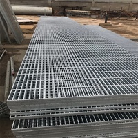 Grille de drainage de piscine en acier inoxydable avec services de cintrage et de découpe, qualité construction, en stock