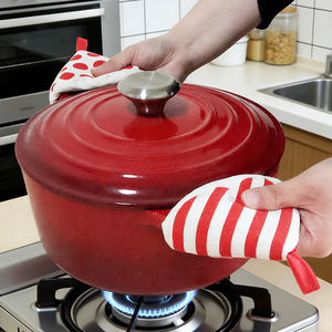 Mitaines de cuisine à pois de style japonais, doublure en coton, résistantes à la chaleur, avec poignée triangulaire, pour usage en cuisine - Product Image 3