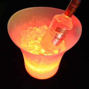 <span class=keywords><strong>5L</strong></span> bière en plastique PP éclairé meilleur vendeur LED seau à glace - Product Image 4