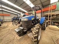 Vente directe d'usine : Tracteur agricole New-Holland TT75 4WD d'occasion 2019, 75 chevaux, en bon état.